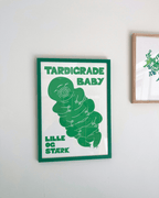 Tardigrade baby, originalt linoleumstryk, flere farver, A3